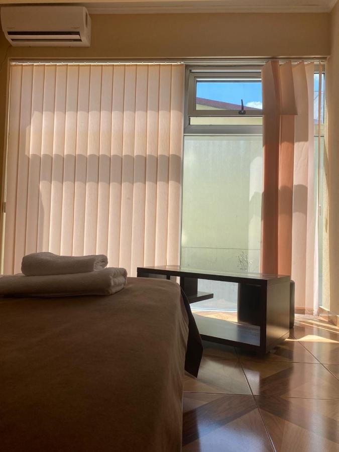 Hotel Saburtalo Roni Tbilisi Zewnętrze zdjęcie